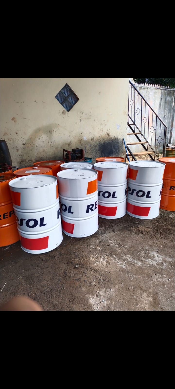 Repsol DXR 8 SAE 15W-40 API CI-4/SL Engine Diesel Oil
